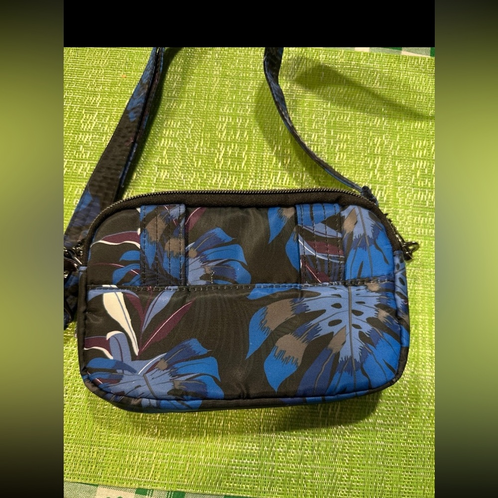 Lug Coupe Convertible Crossbody Bag - Picture 4 of 4